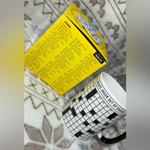 “The Crossword Puzzle Mug” Coffee Mug NIB - Picture 2 of 3